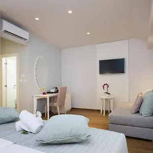 Balatura The Fine Bed & Breakfast