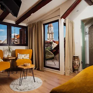 4* Maison d'hôtes Old Town Stars With Free Parking